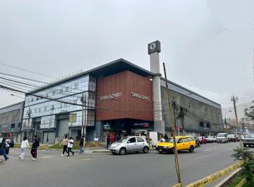 Local Comercial de Estreno