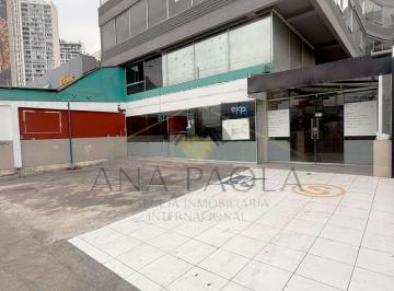 Local Comercial Puerta a Calle.
