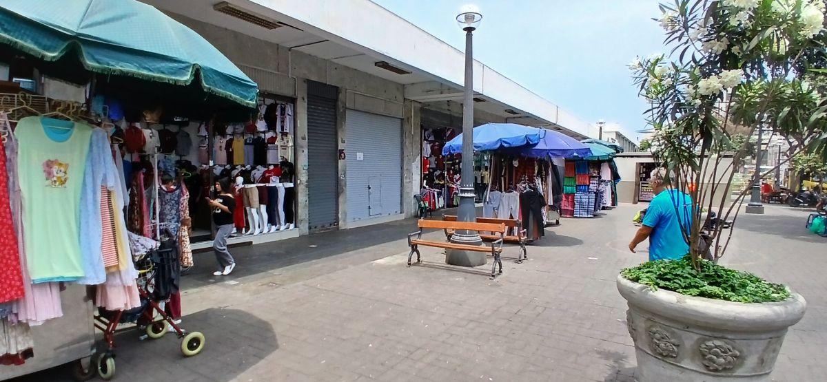 Alquielr Local Comercial en El Mercado Central