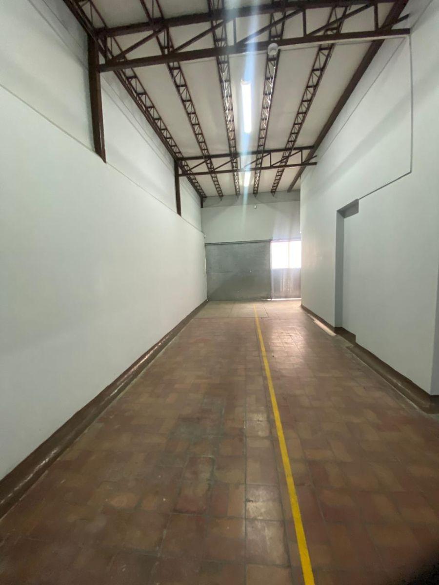 Alquilo Local Comercial Zonificacion Cz - Miraflores Limite con Surquillo