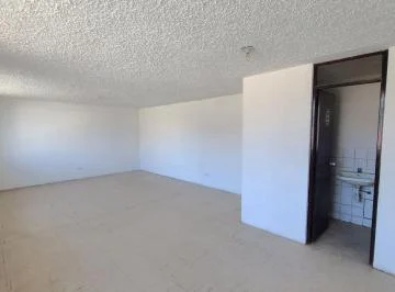 Local Comercial en Avenida Principal con Amplia Fachada – Paucarpata