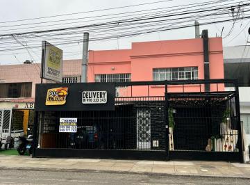 Local Comercial Frente Al Mercado de Bolivar