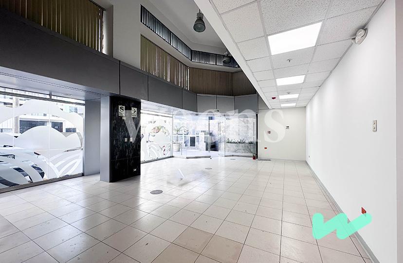Weens _ Alquila Local Comercial o Oficina en San Isidro Financiero