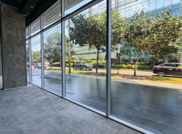 Local Comercial Prime en San Isidro – 400 m² | Alto Tránsito y Exposición