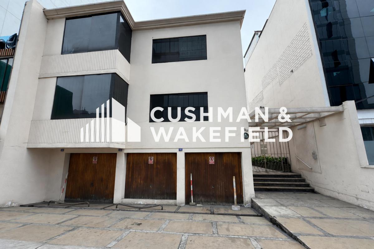 Local Comercial en Alquiler / San Isidro