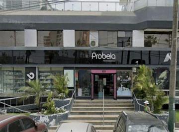 Local Comercial en Republica de Panama Cdra 40 Surquillo