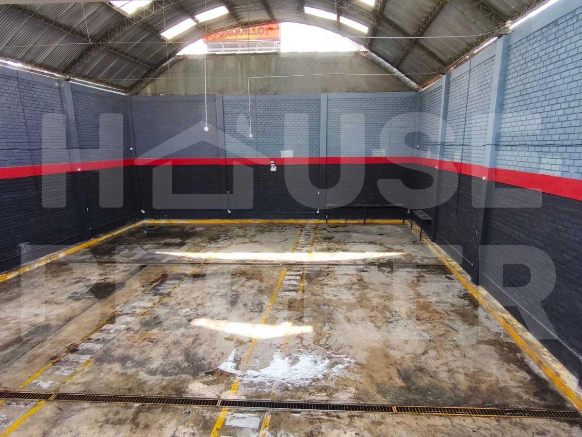 Alquiler de Local Comercial 400 m²