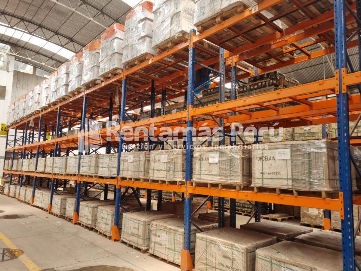 Venta de Local Comercial de 18, 400 m² - Arequipa