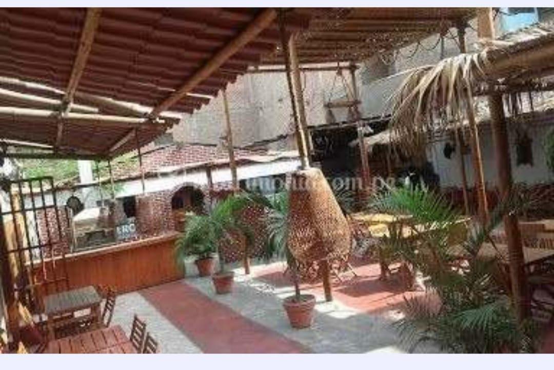 Vendo Local Comercial Avenida Simon Bolivar 1, Santa Clara, Ate