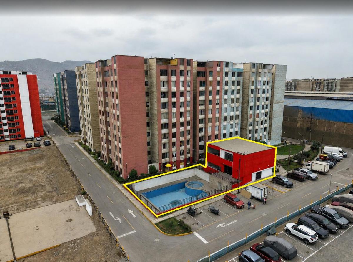 Vendo Exclusivo Local Comercial de 456 m² | con Piscina en Ate