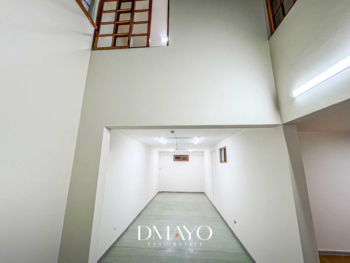 Venta Local Comercial y Oficinas / Taller 4 Pisos Espalda a Utec