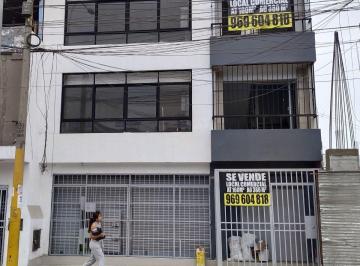 Local Comercial de 3 Pisos en Venta - Av Tupac Amaru