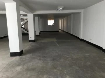Local Comercial Venta Independencia, Frente a Megaplaza, Edificio 5 Pisos