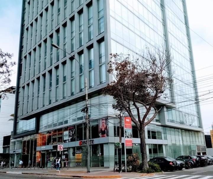 Venta Estupendo Local Comercial. Magdalena Limite San Isidro