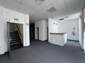 Local Comercial de 187 m² en Venta en San Isidro
