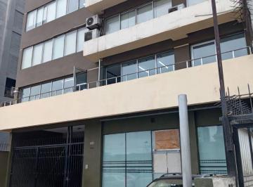 Local Comercial en Venta en San Isidro | Excelente Exposición Comercial
