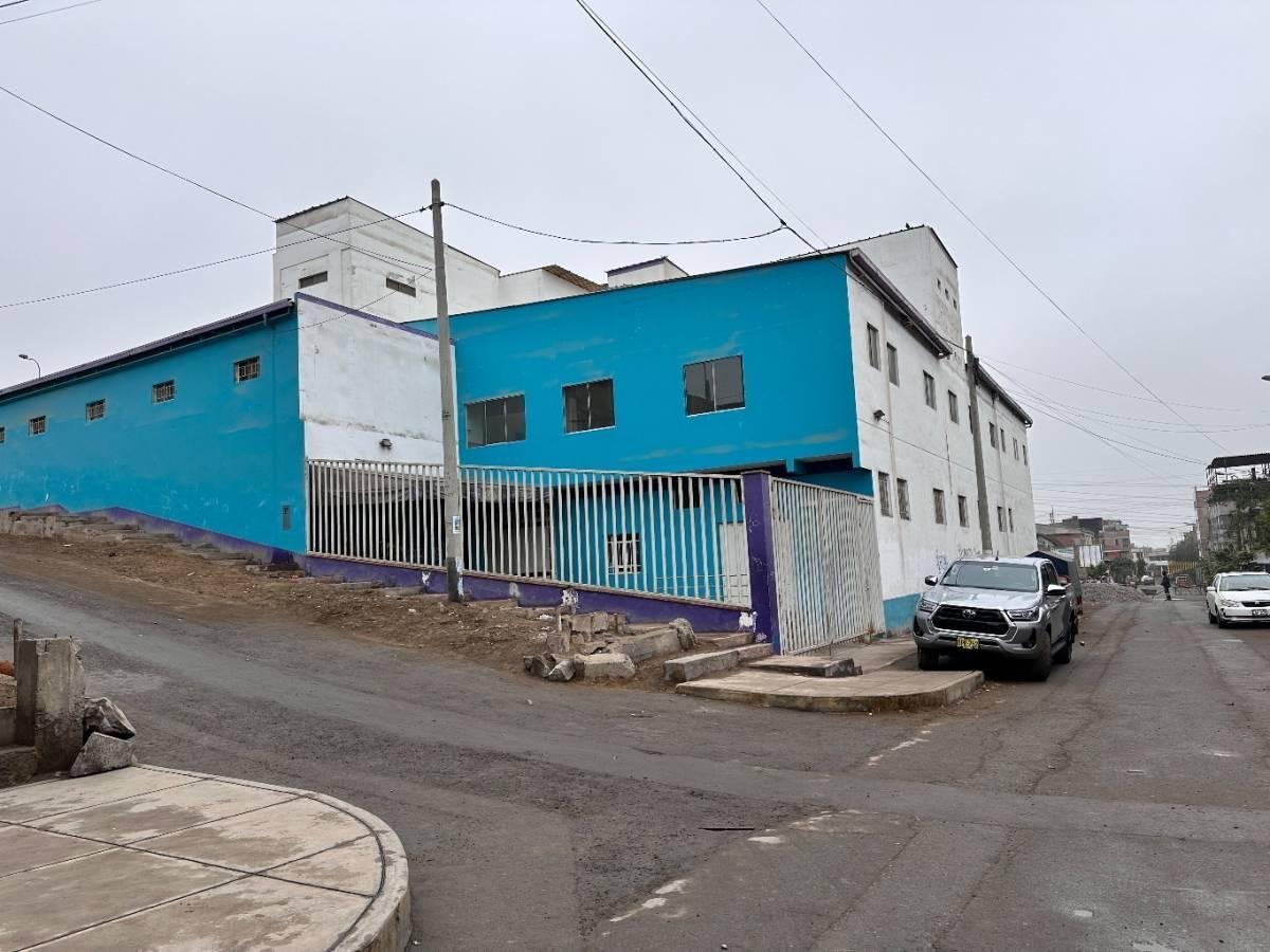 Venta de Local Comercial en Sjm