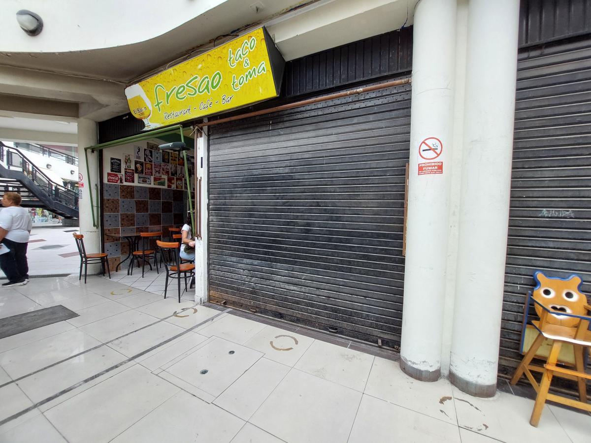 Local Comercial Rubro Gastronómico en Shopping Center, San Miguel