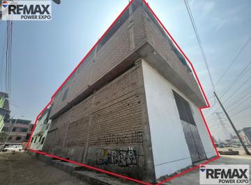 Se Vende Local Comercial - Excelente Ubicación a 3 Cuadras del Real Plaza Vmt