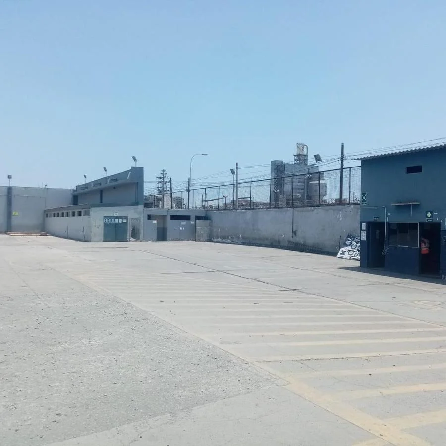 Alquiler de Local Industrial de 12, 800 m² en Carmen de La Legua - Callao