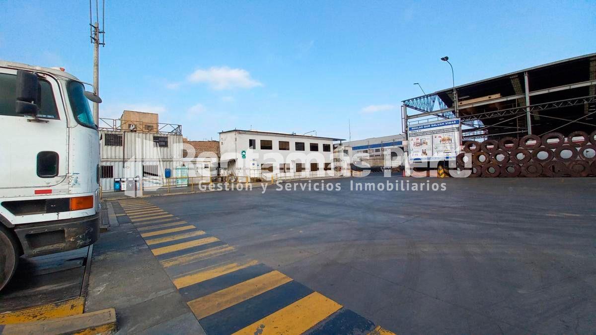 Local Industrial en Venta de 7, 707 m² Ideal Para Almacenes - Callao