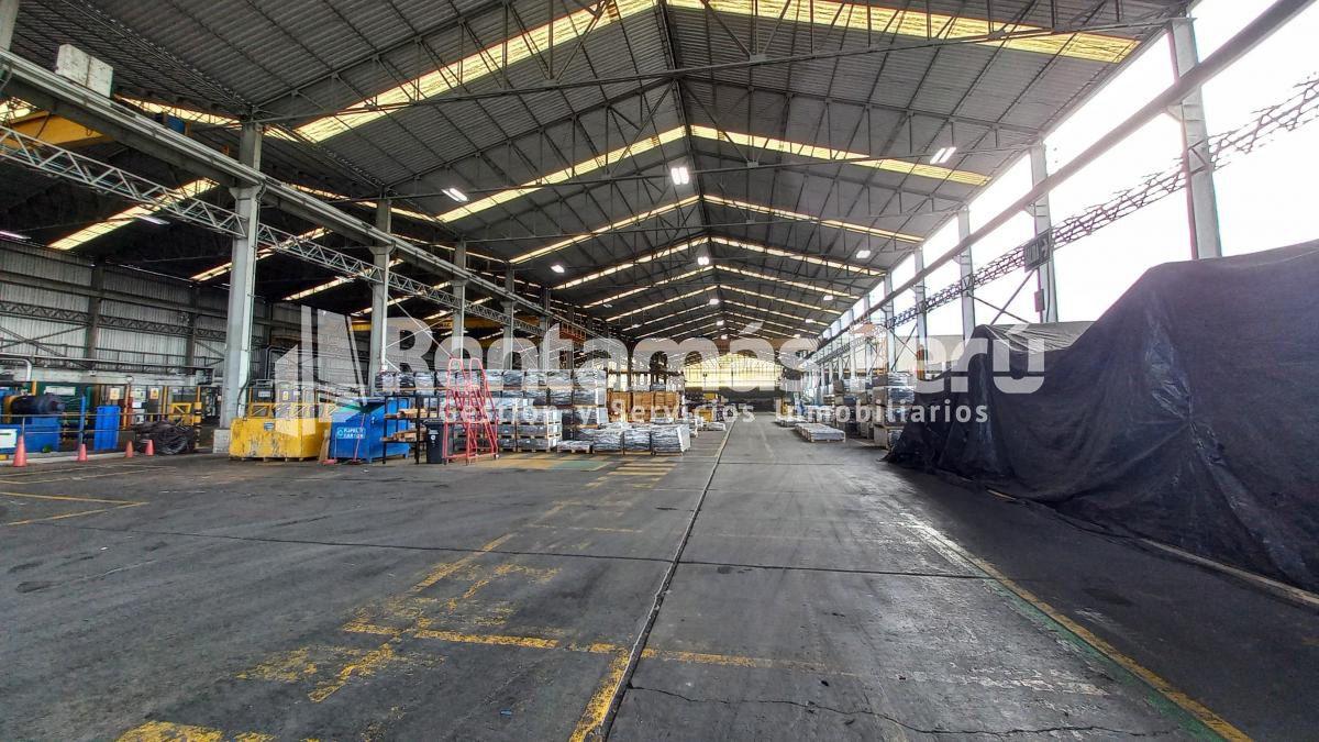 Amplio Local Industrial en Venta de 43, 682 m² Ideal Para Industrias y Almacenes - Callao
