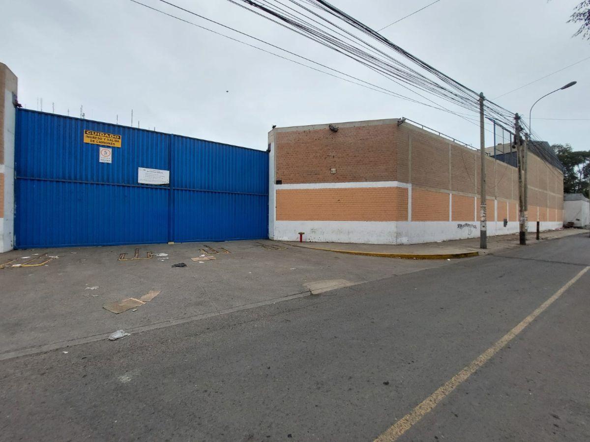 Venta o Alquiler Local Industrial en Chorrillos