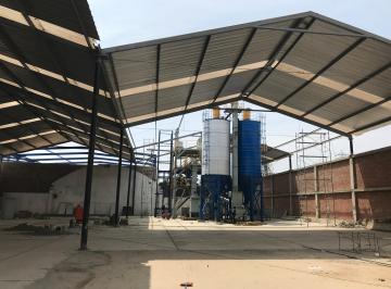 Vendo Local Industrial 11, 800 m² Huachipa