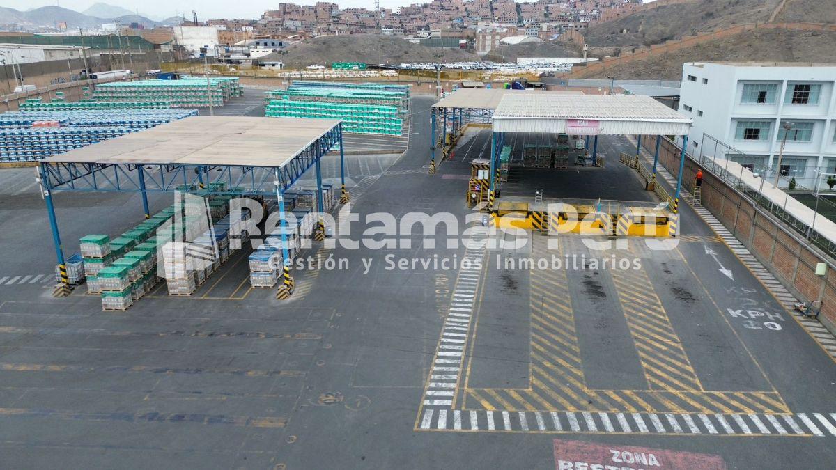 Local Industrial en Venta 21, 185 m² Av. Tomas Valle - Los Olivos