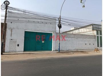 1148130 ¡Local Industrial en Av. Industrial (Frente a Megaplaza) – 1, 000 m² + Energía Trifásica